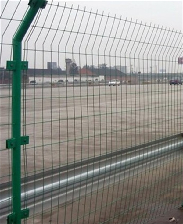 �½������o�ھW(w��ng)